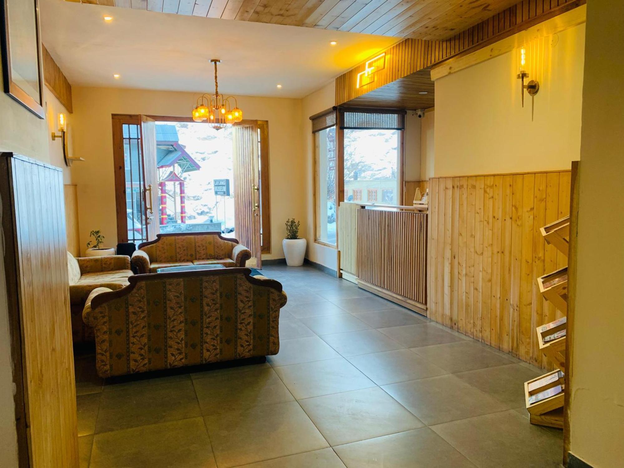 Hotel The Bulevar - Whispering Willows Sissu Exterior foto