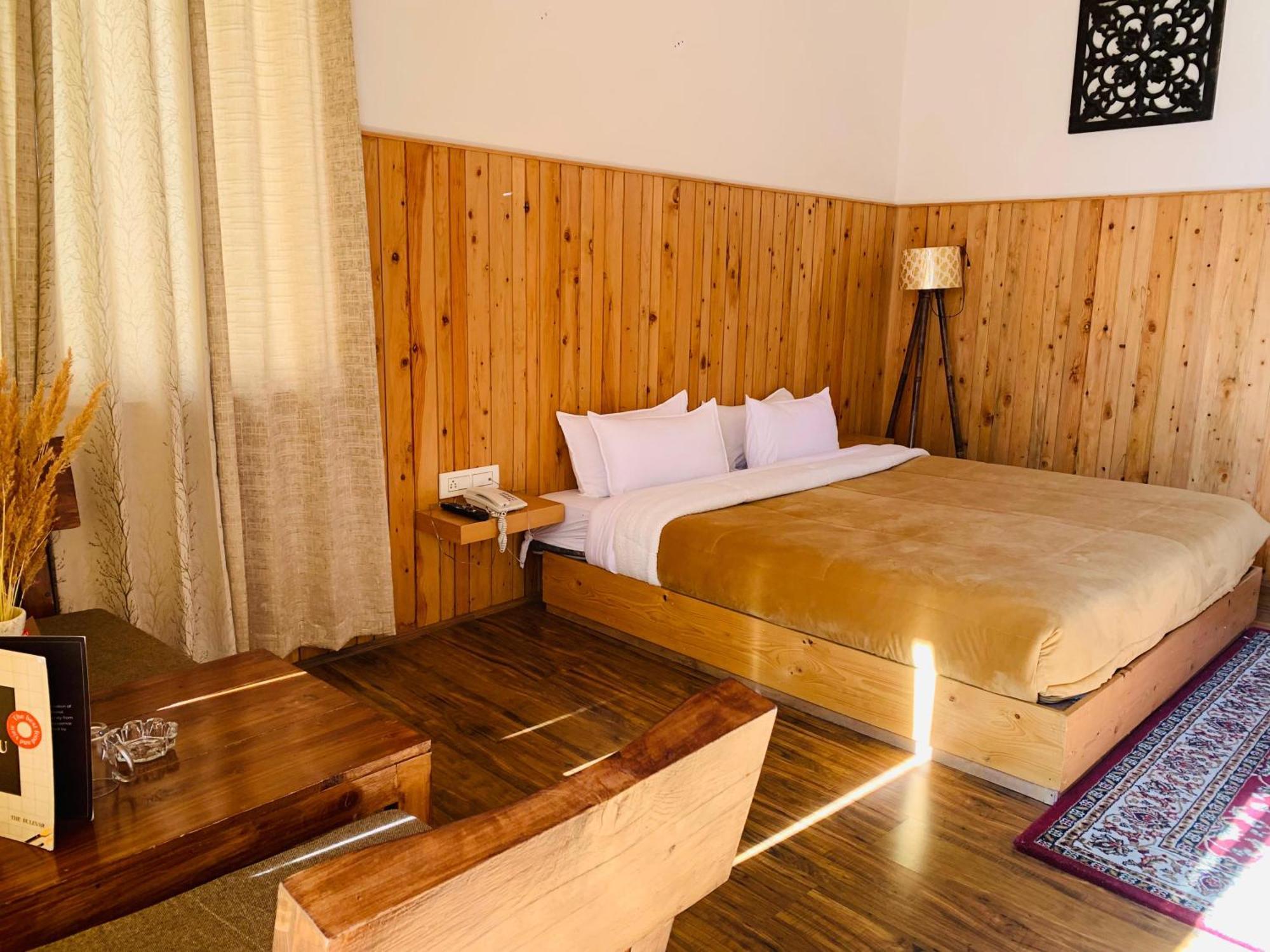 Hotel The Bulevar - Whispering Willows Sissu Exterior foto